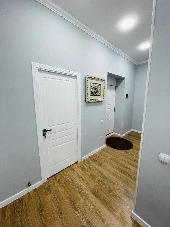 Amir Temur Apartment In Center After Renovation Taskent Exterior foto