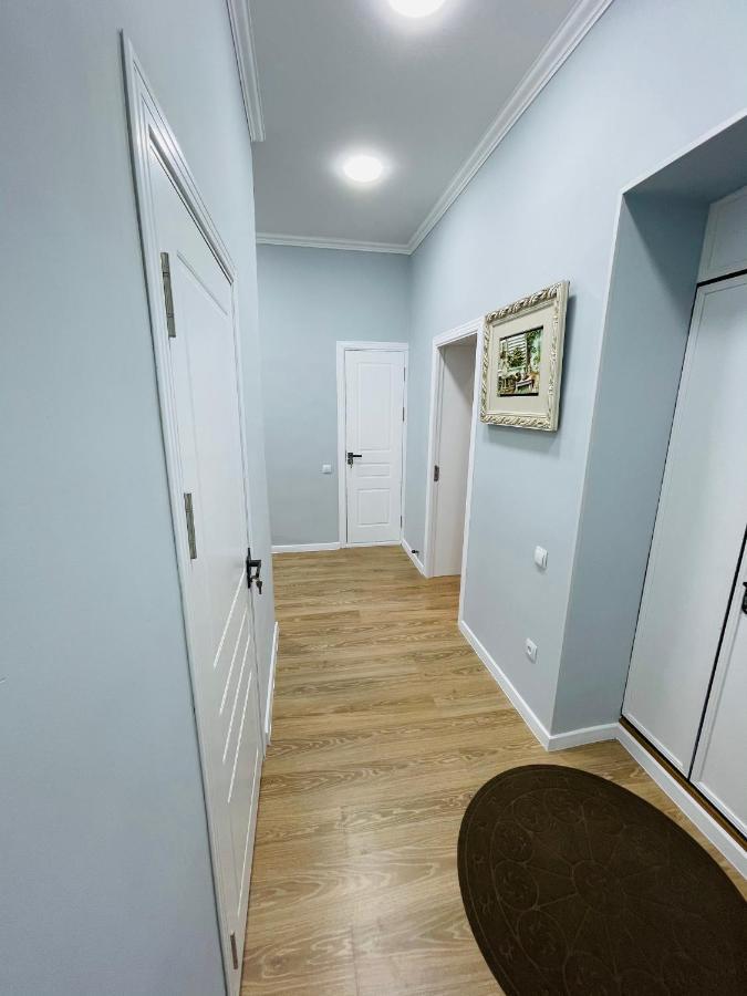 Amir Temur Apartment In Center After Renovation Taskent Exterior foto